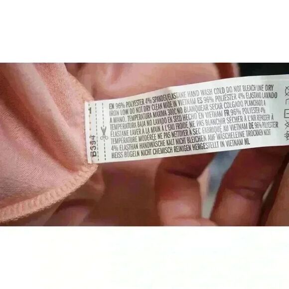 Forever 21 Short Sleeve Textured Crop Top, Size M - Picture 11 of 12